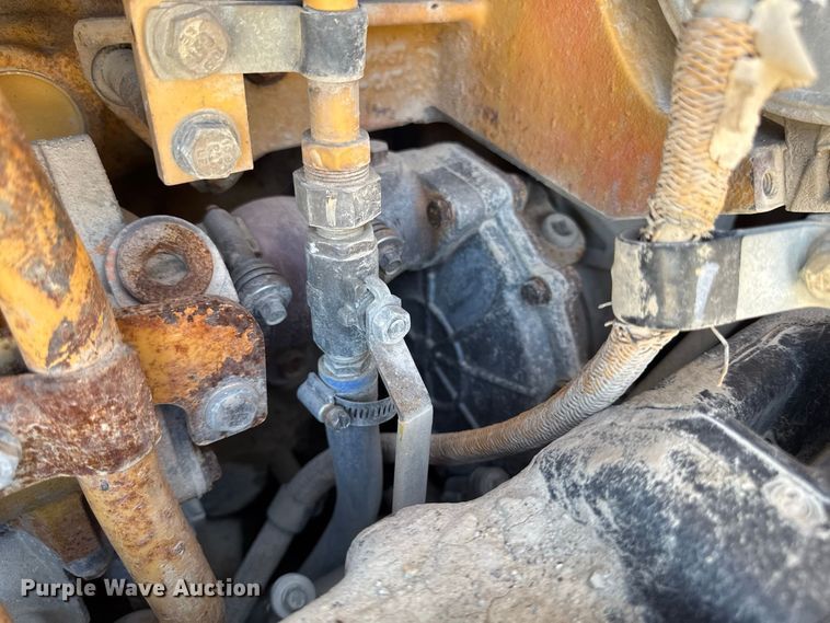 image for item FB5945 2007 Caterpillar 140H motor grader