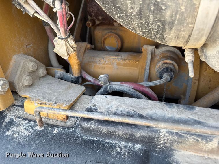 image for item FB5945 2007 Caterpillar 140H motor grader