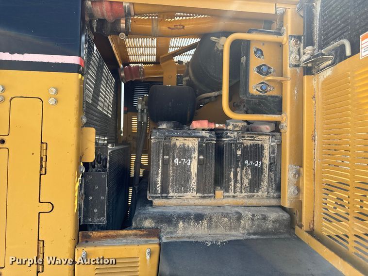 image for item FB5945 2007 Caterpillar 140H motor grader