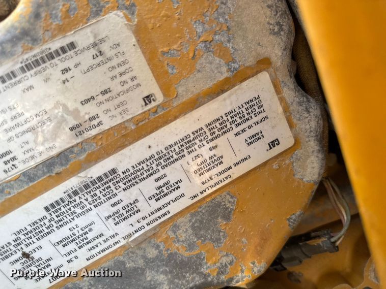 image for item FB5945 2007 Caterpillar 140H motor grader