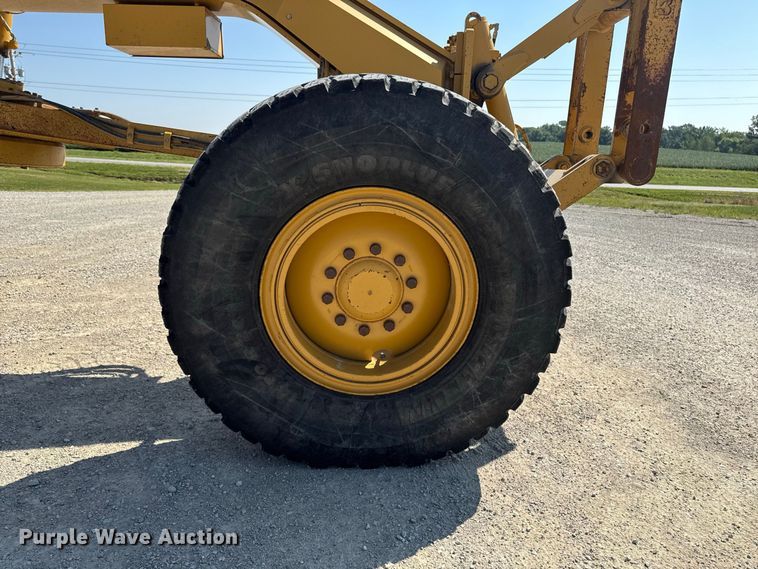 image for item FB5945 2007 Caterpillar 140H motor grader