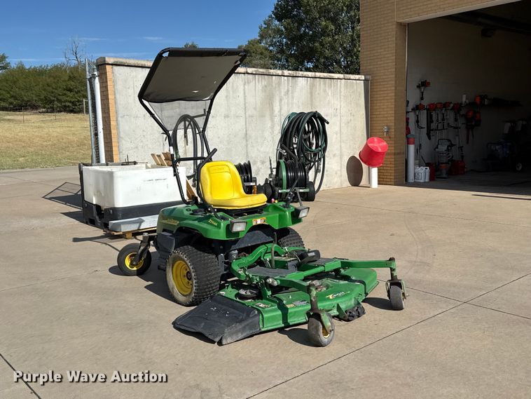image for item FB6931 John Deere F687 ZTR lawn mower