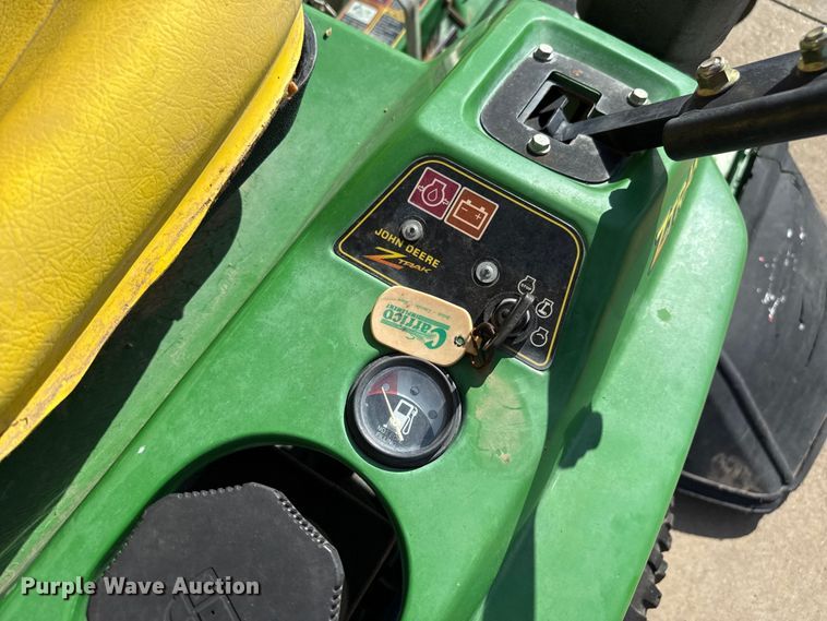 image for item FB6931 John Deere F687 ZTR lawn mower