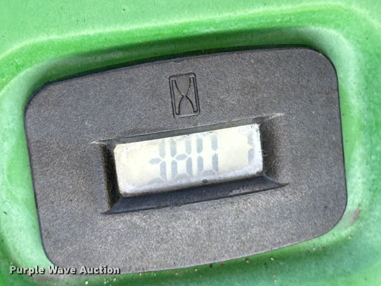 image for item FB6931 John Deere F687 ZTR lawn mower