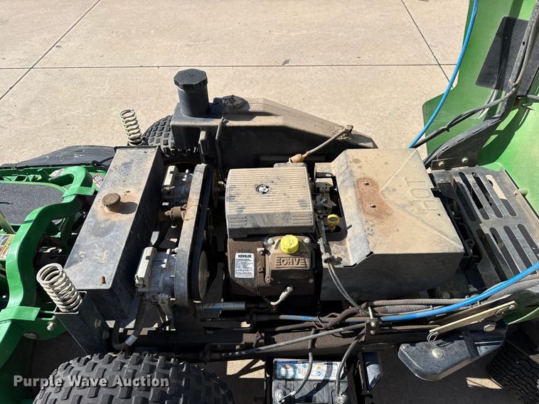 image for item FB6931 John Deere F687 ZTR lawn mower
