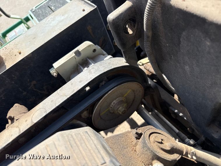 image for item FB6931 John Deere F687 ZTR lawn mower