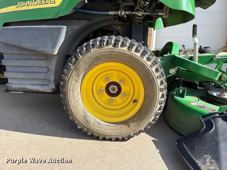 image for item FB6931 John Deere F687 ZTR lawn mower