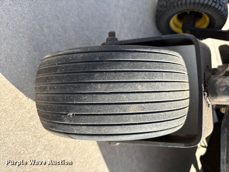 image for item FB6931 John Deere F687 ZTR lawn mower
