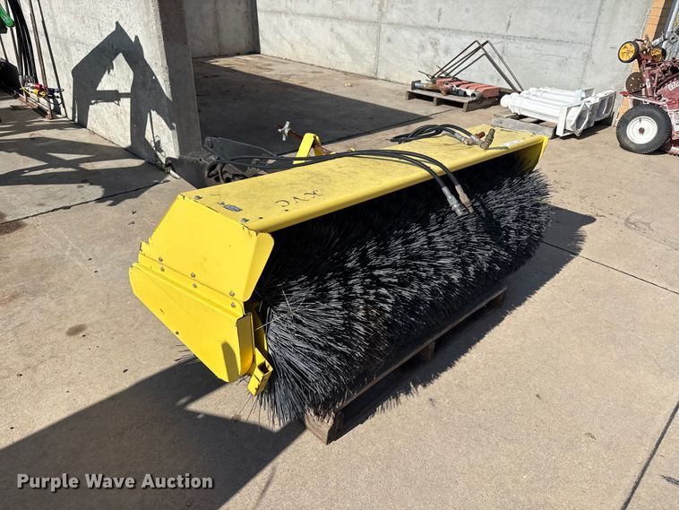 image for item FB6932 John Deere broom