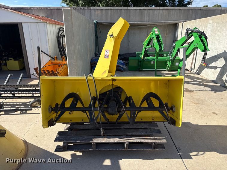 image for item FB6933 John Deere snow blower