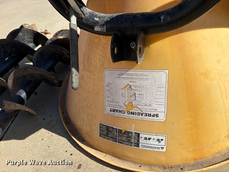 image for item FB6934 Lawn equipment
