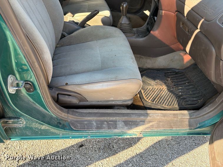 image for item FB8878 1997 Toyota Corolla 
