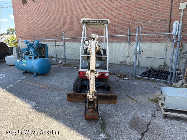 image for item FB8881 2009 Takeuchi TB016 mini excavator
