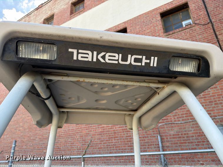 image for item FB8881 2009 Takeuchi TB016 mini excavator