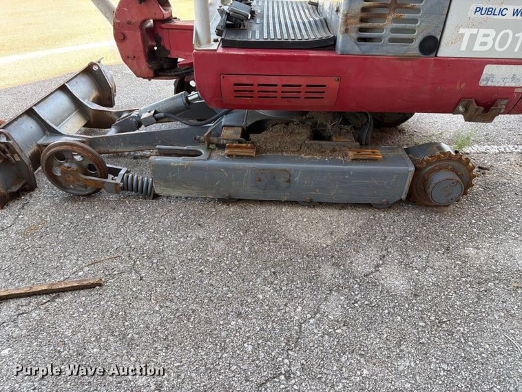 image for item FB8881 2009 Takeuchi TB016 mini excavator