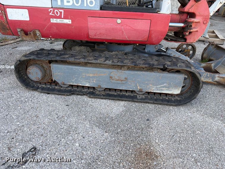 image for item FB8881 2009 Takeuchi TB016 mini excavator