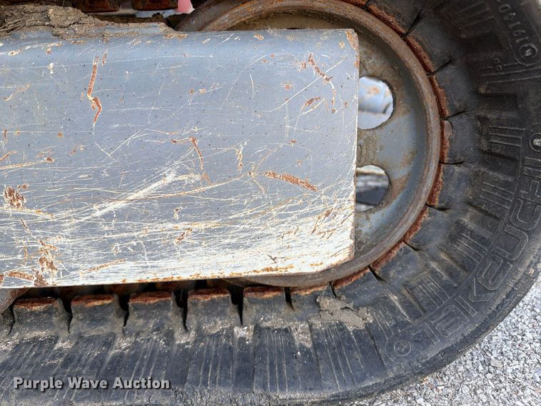 image for item FB8881 2009 Takeuchi TB016 mini excavator