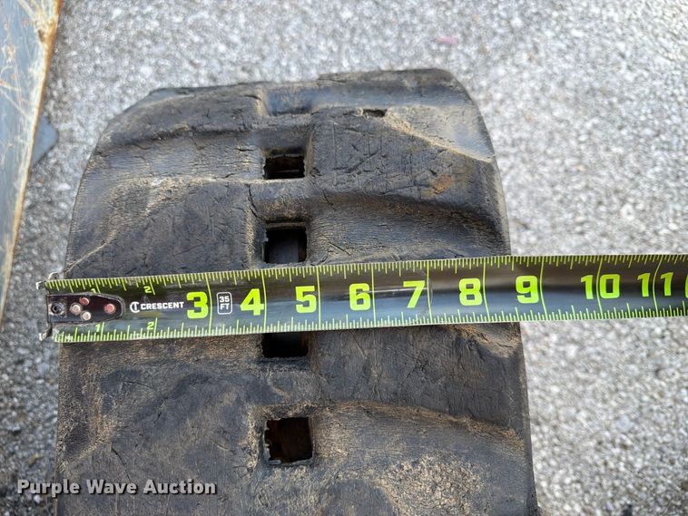 image for item FB8881 2009 Takeuchi TB016 mini excavator