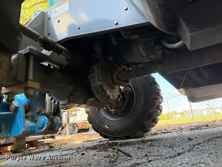 image for item FB8883 2005 Zona Industrial TX 55-19 telehandler