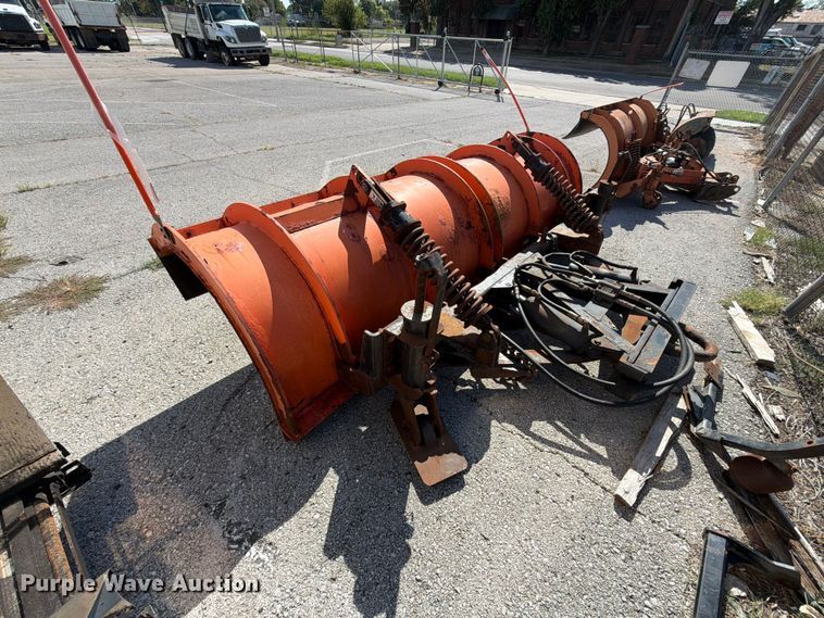image for item FB8887 2011 Henderson snow plow