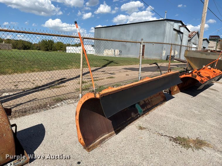 2004 Wausau snow plow