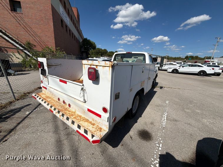 image for item FB8891 1996 Ford F350 utility bed pickup truck
