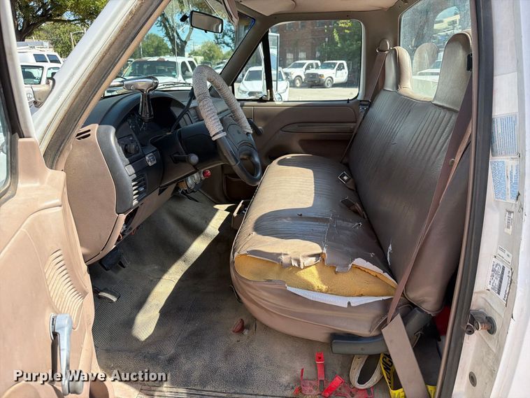 image for item FB8891 1996 Ford F350 utility bed pickup truck