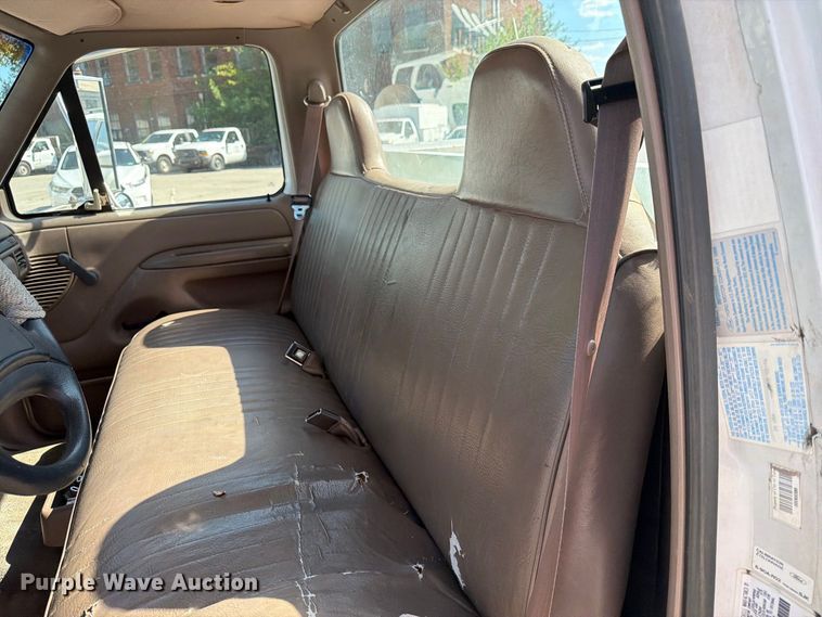image for item FB8891 1996 Ford F350 utility bed pickup truck