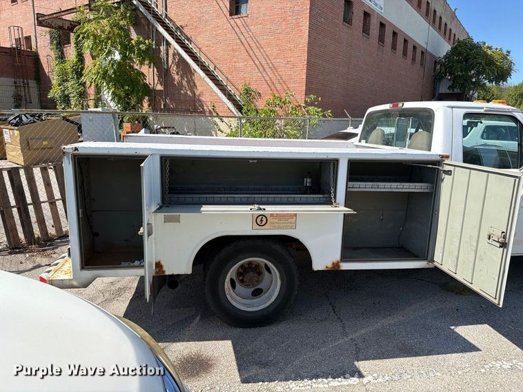 image for item FB8891 1996 Ford F350 utility bed pickup truck