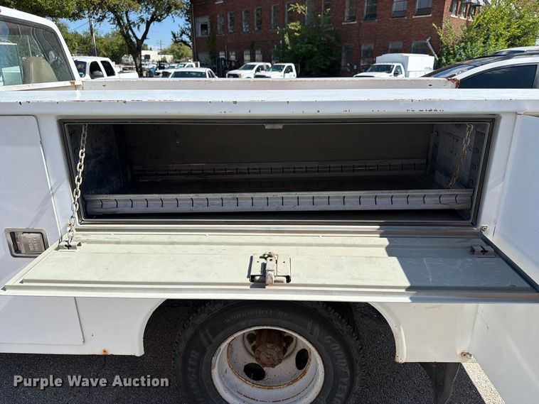 image for item FB8891 1996 Ford F350 utility bed pickup truck