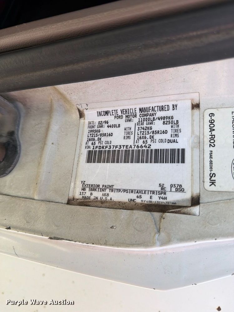 image for item FB8891 1996 Ford F350 utility bed pickup truck