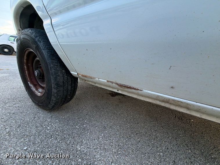 image for item FB8893 2008 Ford E350 van