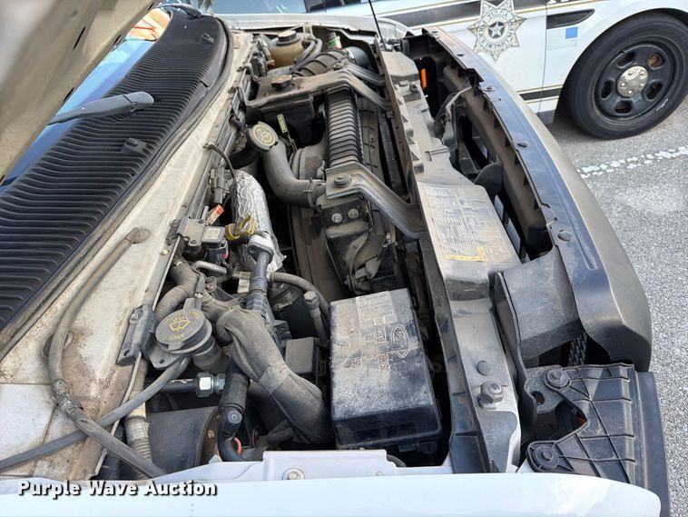 image for item FB8893 2008 Ford E350 van