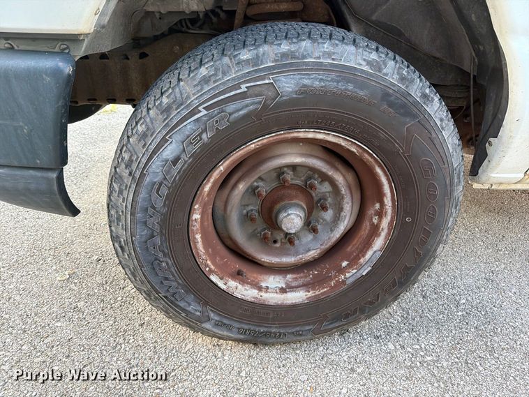 image for item FB8893 2008 Ford E350 van