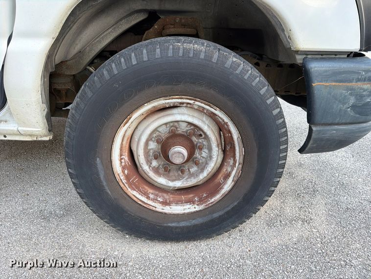 image for item FB8893 2008 Ford E350 van