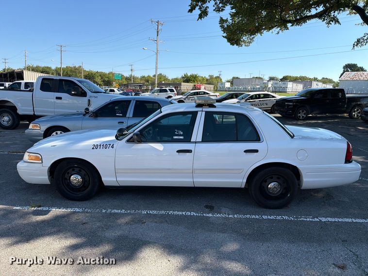 image for item FB8895 2011 Ford Crown Victoria Police Interceptor 