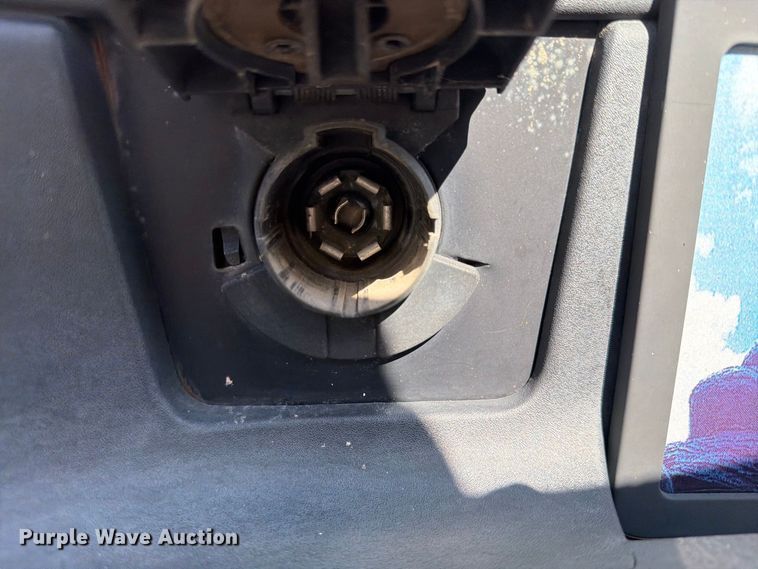image for item FB8896 2010 Chevrolet Silverado 1500 Crew Cab pickup truck