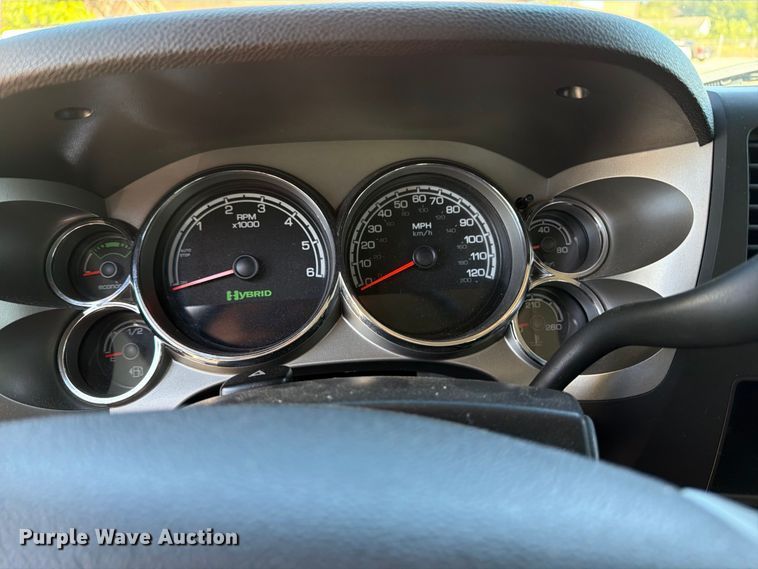 image for item FB8896 2010 Chevrolet Silverado 1500 Crew Cab pickup truck