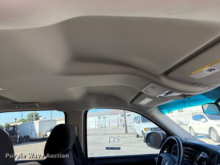 image for item FB8896 2010 Chevrolet Silverado 1500 Crew Cab pickup truck