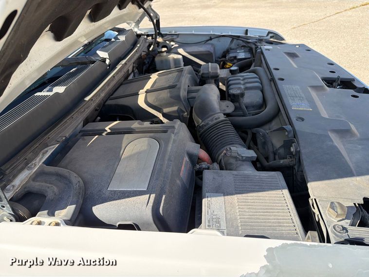 image for item FB8896 2010 Chevrolet Silverado 1500 Crew Cab pickup truck