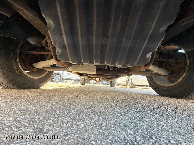 image for item FB8896 2010 Chevrolet Silverado 1500 Crew Cab pickup truck