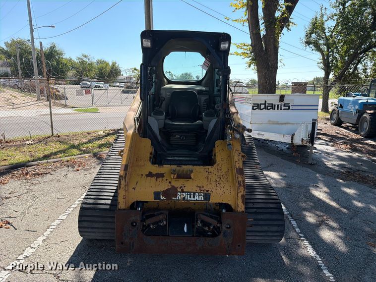 image for item FB8897 2010 Caterpillar 277C tracked skid steer loader