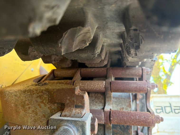 image for item FB8897 2010 Caterpillar 277C tracked skid steer loader