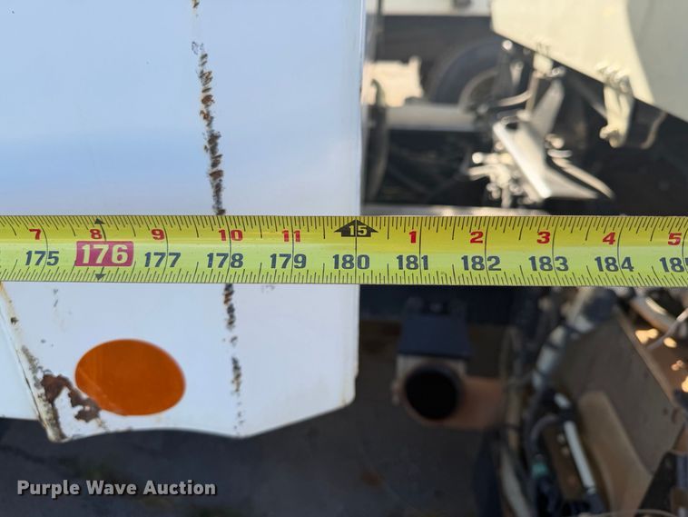 image for item FB8903 2018 Freightliner 114SD dump truck