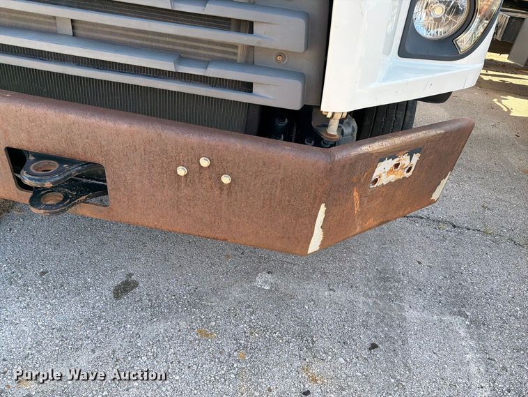image for item FB8903 2018 Freightliner 114SD dump truck