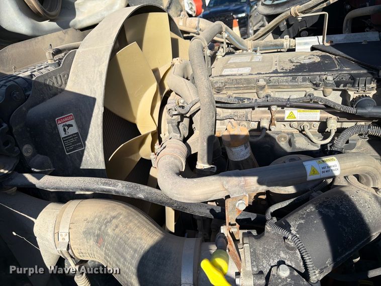 image for item FB8903 2018 Freightliner 114SD dump truck