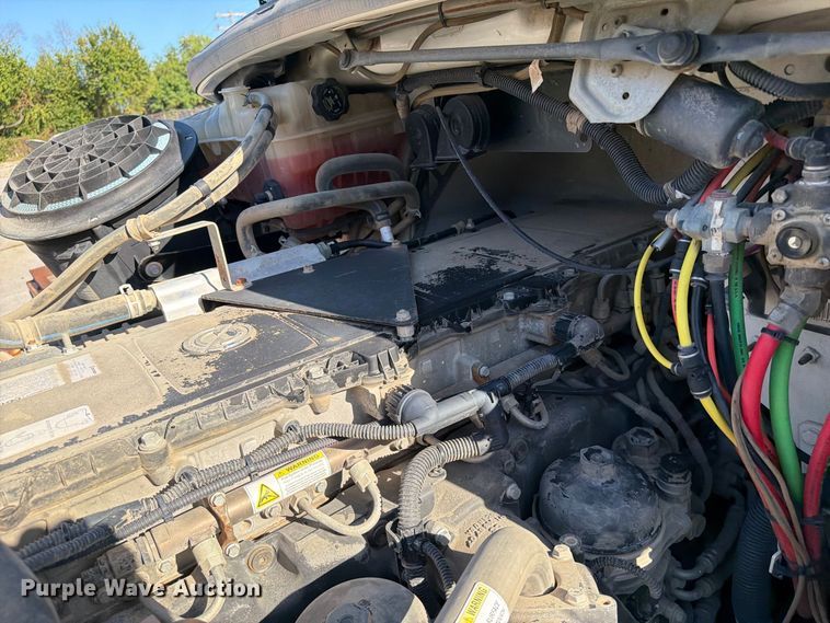 image for item FB8903 2018 Freightliner 114SD dump truck