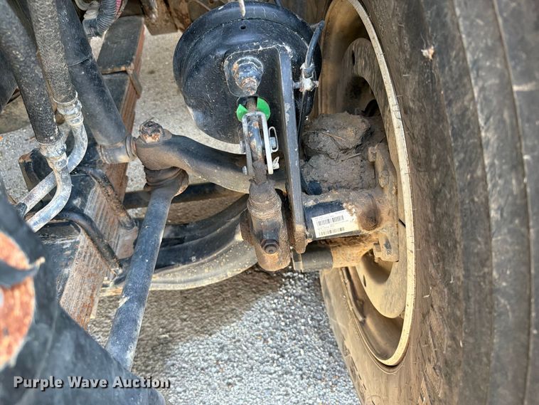 image for item FB8903 2018 Freightliner 114SD dump truck