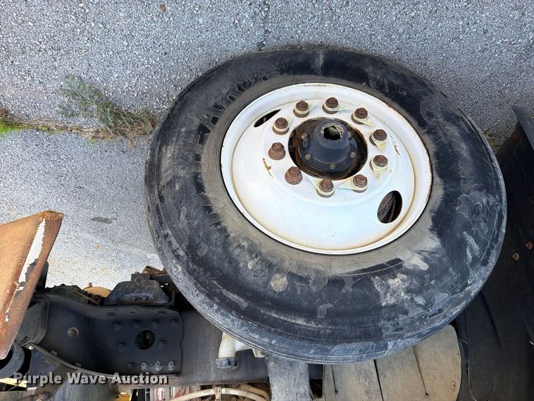 image for item FB8903 2018 Freightliner 114SD dump truck