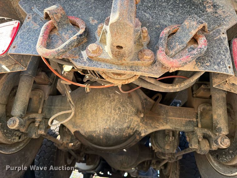 image for item FB8903 2018 Freightliner 114SD dump truck